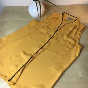 Yellow top!